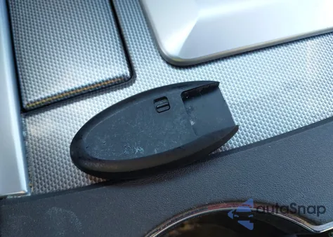 2010 Nissan Pathfinder Se z USA, uszkodzony, nr VIN 5N1AR1NB2AC629801